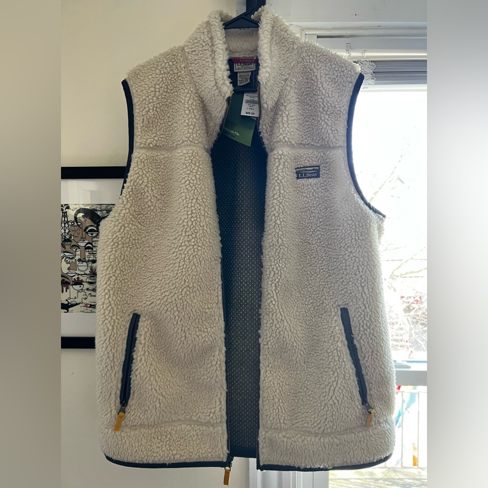 NWT L.L. Bean Sherpa vest size Large Tall